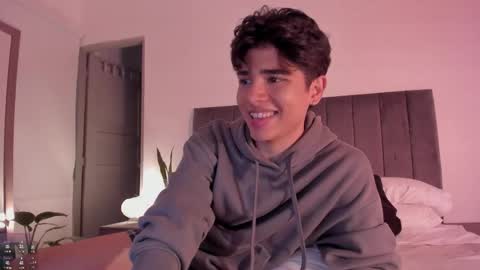 Hii im Zay.                 I save money for education. PVT Open. online show from February 14, 2026, 6:43 am