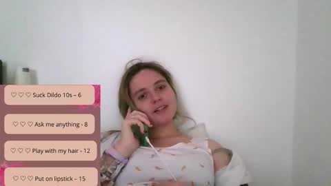 zazbella online show from February 5, 2026, 2:43 pm