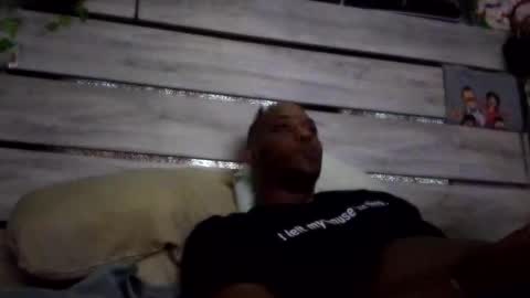 zdy252 online show from October 18, 2025, 4:08 pm