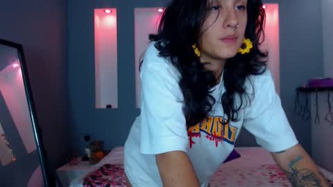 Karolyne online show from January 16, 2026, 12:20 pm