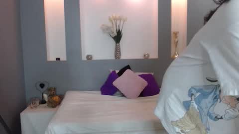 Karolyne online show from January 17, 2026, 11:04 am