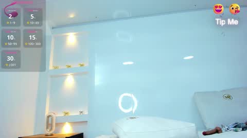 Zenda Evans online show from February 22, 2025, 10:29 am