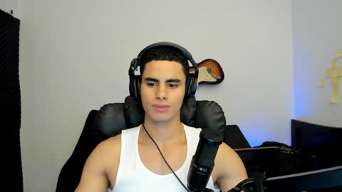 zenzhu online show from April 10, 2026, 10:03 pm