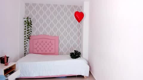 Zenith online show from February 5, 2026, 9:30 pm