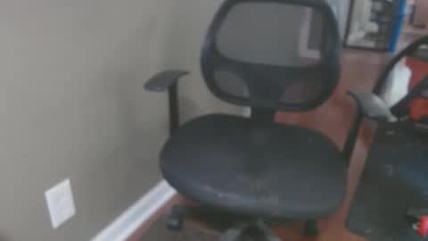 bambi cumslut online show from April 19, 2026, 2:49 pm