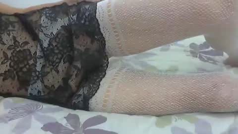 Snapshot of zerrezguy chatting on January 19, 2026, 10:30 am zerrezguy online show from January 19, 2026, 10:30 am