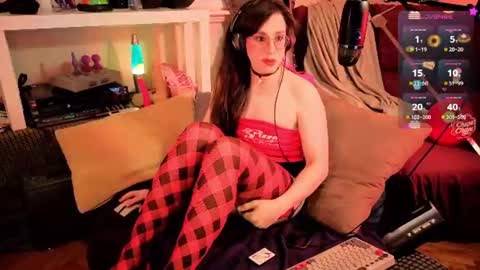 Snapshot of zesty_peach chatting on July 22, 2026, 12:13 am zesty_peach online show from July 22, 2026, 12:13 am
