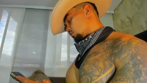 Snapshot of zeus_strong93 chatting on July 12, 2026, 9:06 pm zeus strong online show from July 12, 2026, 9:06 pm