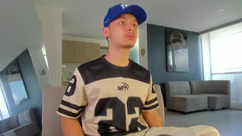 Snapshot of zeusjeff chatting on September 9, 2025, 2:49 pm zeus online show from September 9, 2025, 2:49 pm