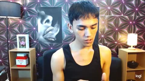 zavier skinny asian online show from February 26, 2025, 8:00 pm