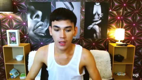 zavier skinny asian online show from March 2, 2025, 2:41 am