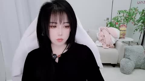 zhen online show from February 2, 2026, 3:33 pm