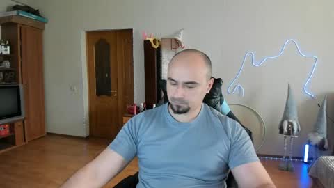 Ziesh online show from April 12, 2026, 9:36 am