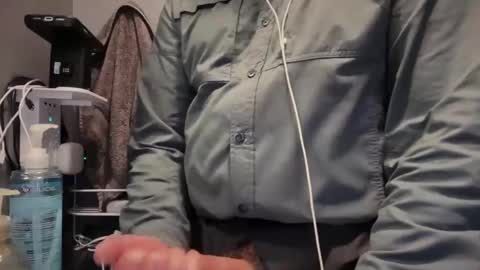 zinger283069 online show from April 17, 2026, 6:55 pm