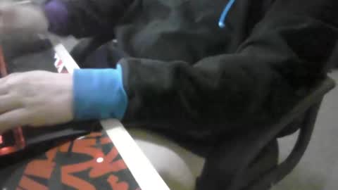 zkraston11 online show from December 19, 2024, 12:45 am