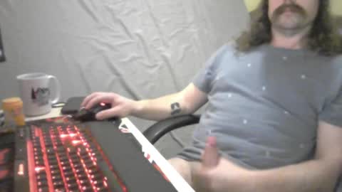 zkraston11 online show from March 8, 2025, 8:33 am