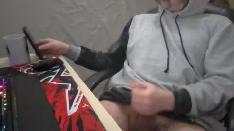 zkraston11 online show from March 12, 2025, 4:13 pm