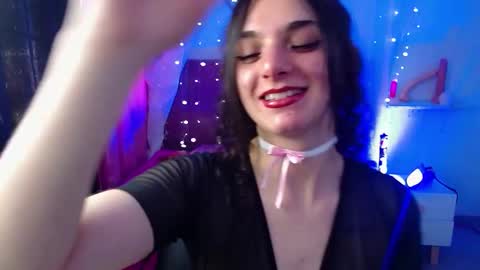 zoe_0111 online show from January 15, 2025, 2:02 pm