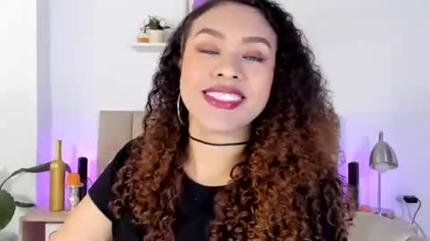 Zoe Gruber online show from February 1, 2026, 9:02 pm