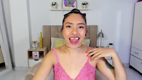 Snapshot of zoe_gruber chatting on July 14, 2026, 11:43 pm Zoe Gruber online show from July 14, 2026, 11:43 pm
