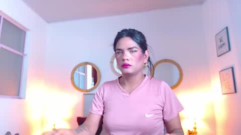 zoe_hecate online show from February 6, 2026, 10:40 am