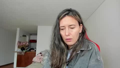 ZOE online show from April 7, 2026, 9:15 pm