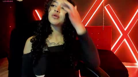 Snapshot of zoe_lara_34 chatting on June 27, 2026, 5:01 am zoe online show from June 27, 2026, 5:01 am