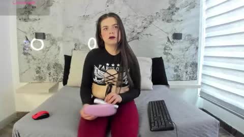 Zoe online show from March 12, 2026, 12:00 pm