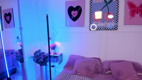 Snapshot of zoe_lynch_ chatting on February 13, 2026, 11:28 am Zoe Lynch online show from February 13, 2026, 11:28 am