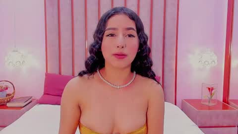 Snapshot of zoe_monrow chatting on May 16, 2026, 6:07 pm Zoe Monrow online show from May 16, 2026, 6:07 pm