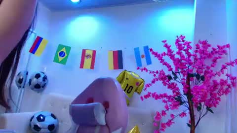 Snapshot of zoe_swan chatting on June 17, 2026, 11:12 am Zoe online show from June 17, 2026, 11:12 am