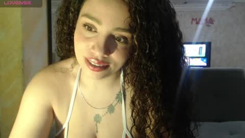 Snapshot of zoe_tai chatting on June 4, 2026, 9:15 am zoe tai online show from June 4, 2026, 9:15 am