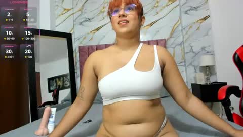 Snapshot of zoebluhs chatting on June 26, 2026, 11:14 am Zoe online show from June 26, 2026, 11:14 am