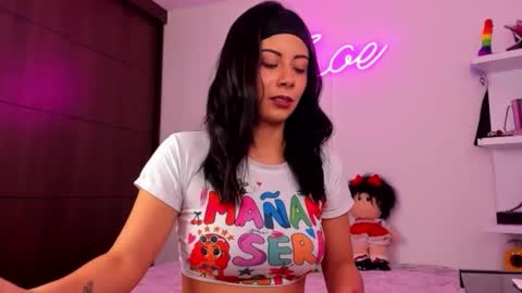 Snapshot of zoecams chatting on September 10, 2025, 6:52 pm zoecams online show from September 10, 2025, 6:52 pm