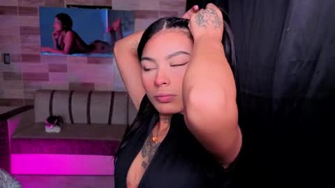 Snapshot of zoee_dolcee chatting on April 26, 2026, 8:28 pm Catt online show from April 26, 2026, 8:28 pm