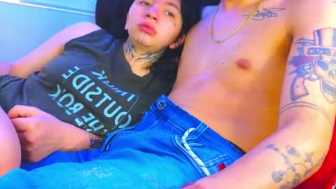 zoee jhonnyy online show from June 3, 2026, 7:22 am