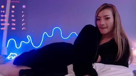 zoe online show from March 11, 2025, 9:45 am