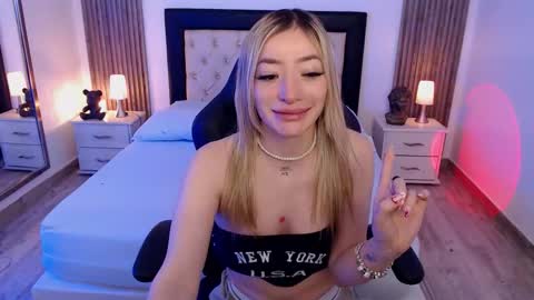 zoe online show from October 3, 2025, 3:36 am