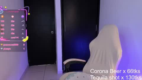 Snapshot of zoeesonniee chatting on September 17, 2025, 3:57 pm Ask me. online show from September 17, 2025, 3:57 pm