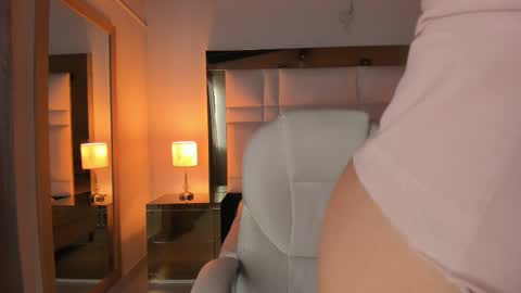 zoei_moon online show from January 31, 2026, 7:11 pm