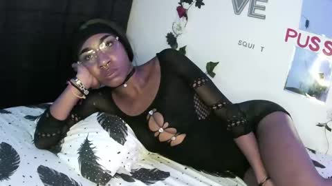 zoejackson723294 online show from November 19, 2025, 12:32 am