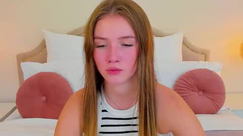 Zoe online show from November 12, 2025, 1:55 pm