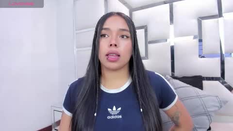 ZoeSwam online show from February 17, 2026, 1:51 pm