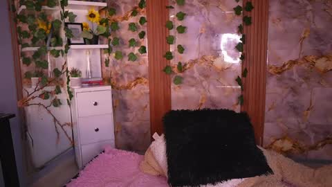 Snapshot of zoey_fox_ chatting on May 14, 2026, 1:12 am zoey fox online show from May 14, 2026, 1:12 am