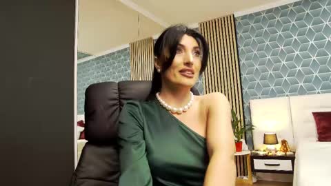Snapshot of zoeylarkens chatting on February 26, 2025, 3:08 pm Zoey online show from February 26, 2025, 3:08 pm