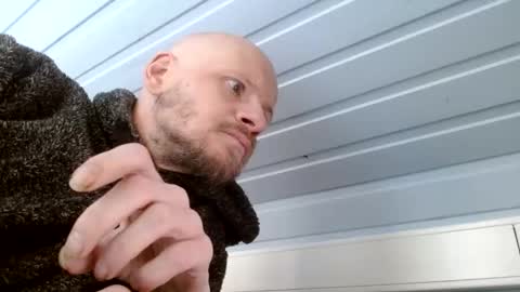 zolexthomas online show from January 9, 2025, 12:30 pm