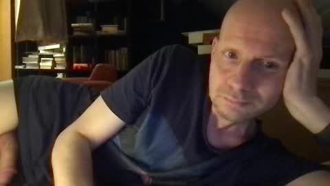 zolexthomas online show from September 9, 2025, 10:31 pm