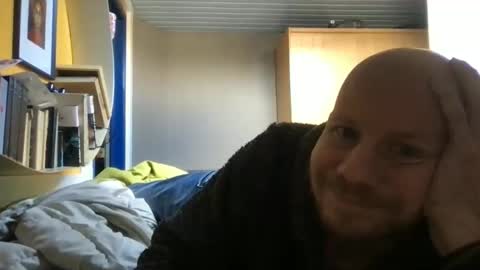 zolexthomas online show from October 4, 2025, 11:19 am