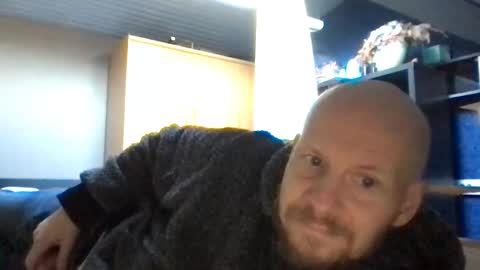 zolexthomas online show from October 24, 2025, 3:19 pm