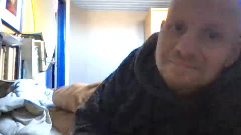 zolexthomas online show from March 18, 2026, 12:19 pm